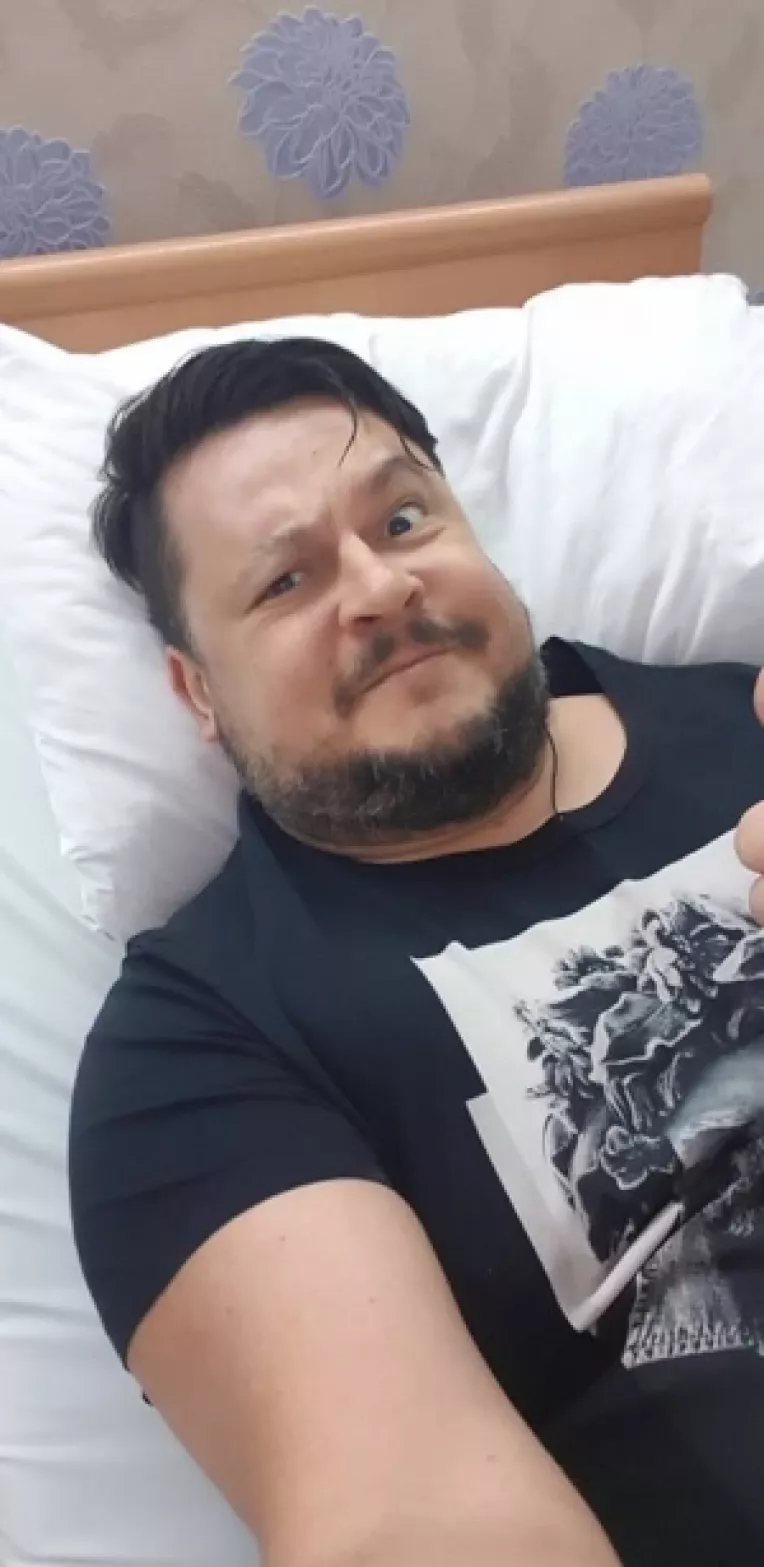 Actorul Mihai Bobonete, operat cu succes de doctorul Catalin Stangu