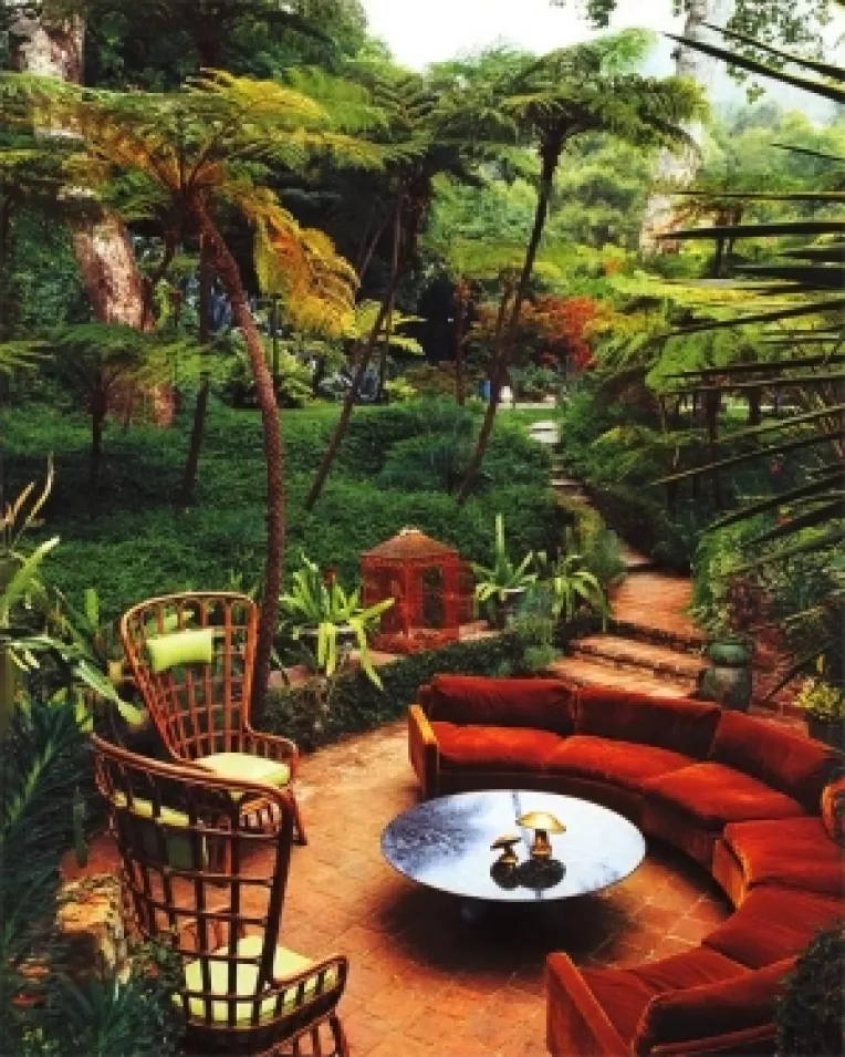 Amenajati spatiile verzi si gradinile dumneavoastra in stil italian!
