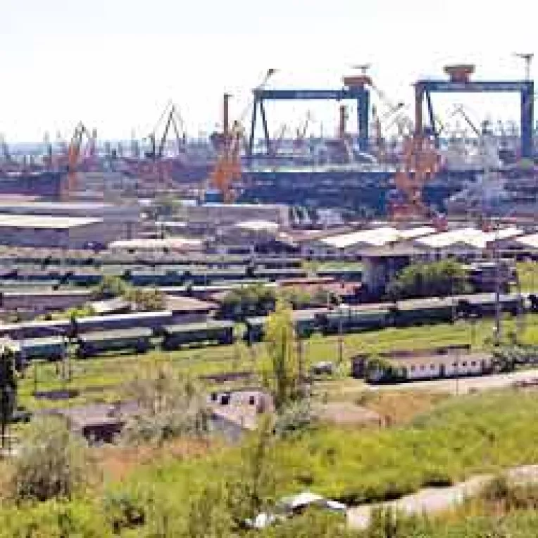 Austriecii au pus mana pe cele mai bune afaceri ale Statului Roman