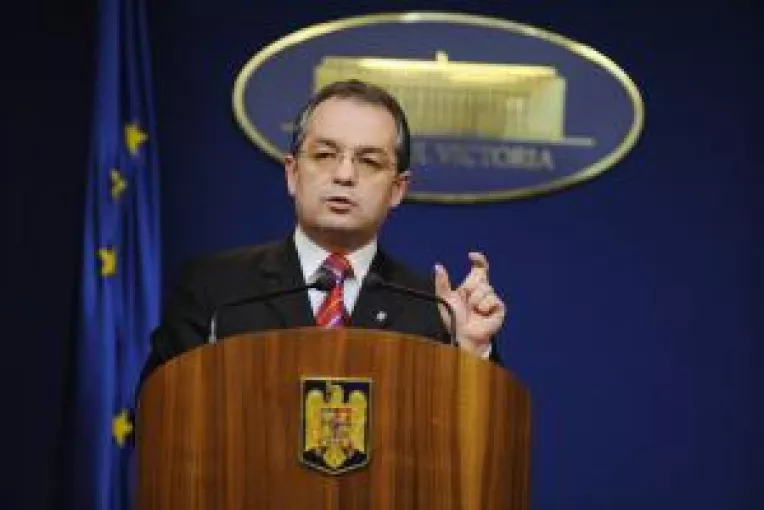 Boc nu mai da prime de vacanta bugetarilor