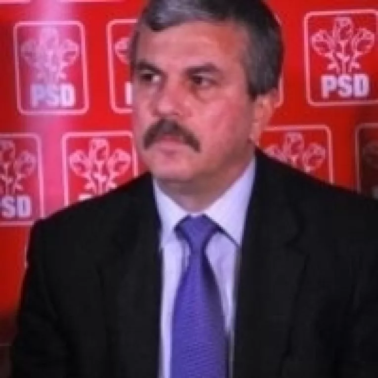 Dan Nica, preferat de Geoana la MAI