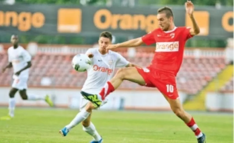 Dinamo pe locul 2, la 3 puncte de liderul CFR Cluj, si la egalitate cu Steaua