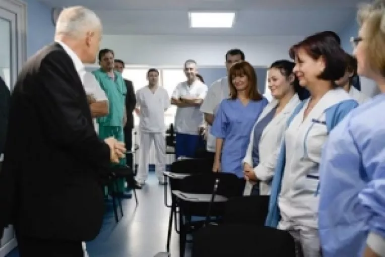 Dr Sorin Oprescu anunta pe Facebook deschiderea Centrului de Senologie, la Spitalul Sf.Maria din Capitala