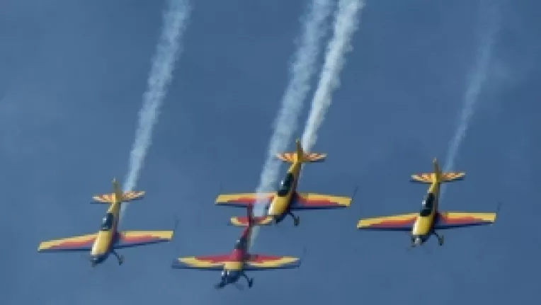 Festivalul anual dedicat sporturilor aeriene si nautice "AeroNautic Show – Lacul Morii Bucuresti"