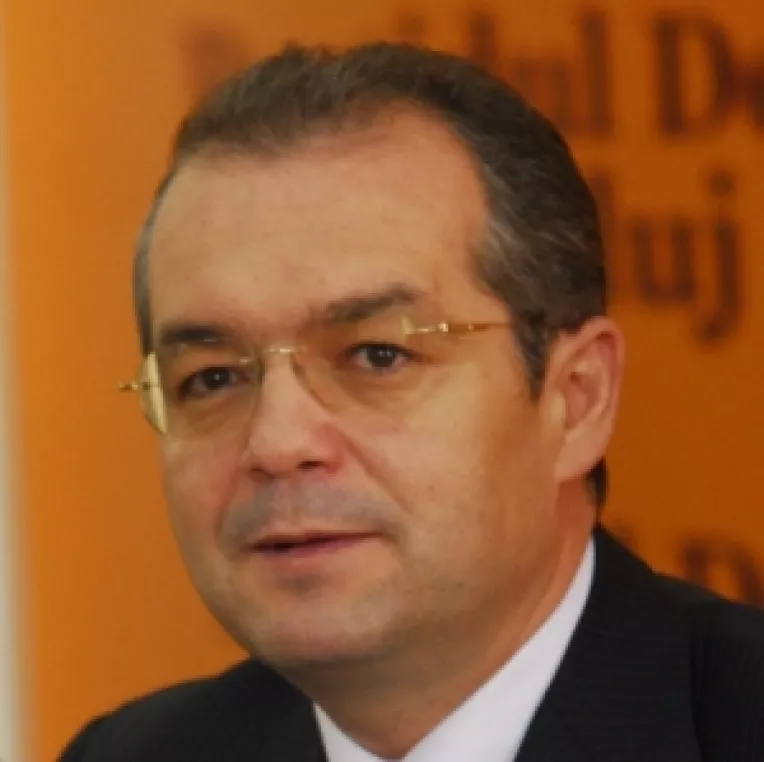 Guvernul Boc isi primeste botezul in Parlament