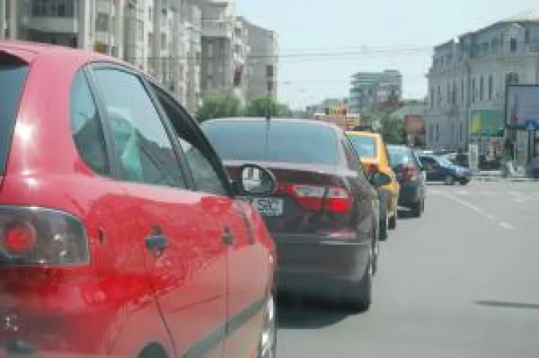 Guvernul isi bate joc de soferi