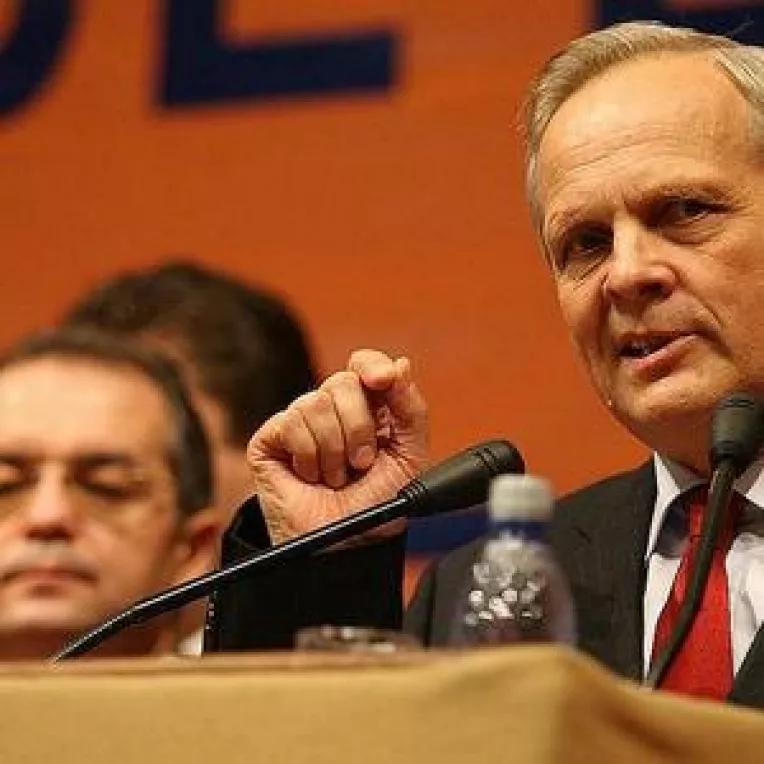 In sondajul INSOMAR, PD-L iese castigator