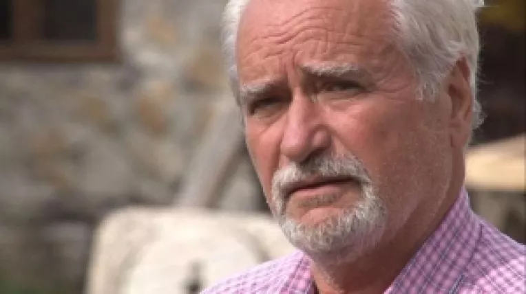 O poezie superba de Lucian Avramescu: N-am invatat inca sa mor