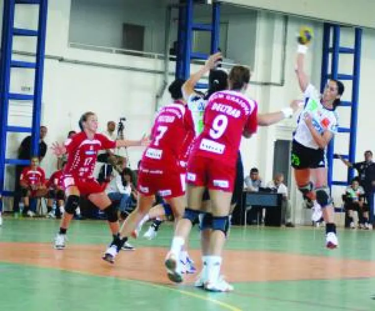 Oltchim nu a avut mila de craiovencele de la SCM