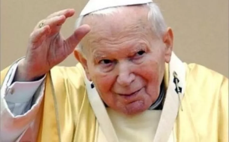 Papa Ioan Paul al II-lea va intra oficial in randul sfintilor in acest an