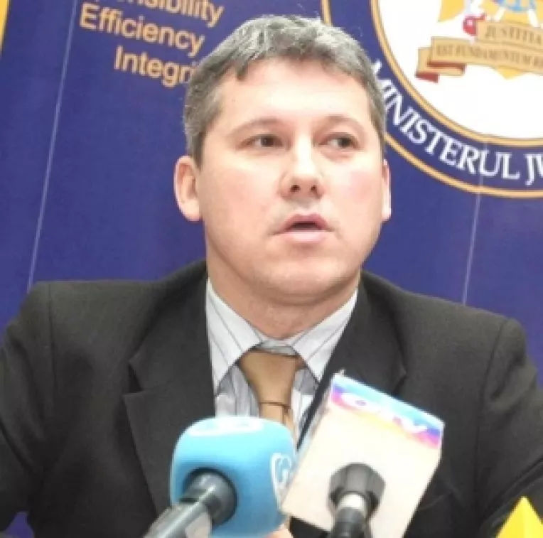 Predoiu ramane ministru, Guvernul asigura bani pentru Justitie