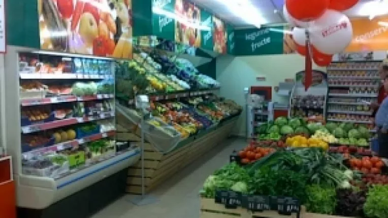 Profi deschide magazine in doua piete din Bucuresti si Iasi