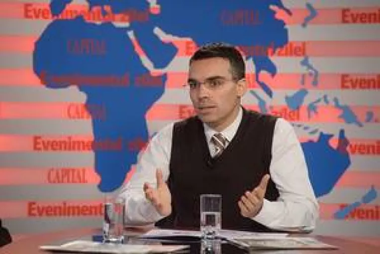 Sociologul Remus Stefureac :  "Ruperea sa fie o trambulina" 