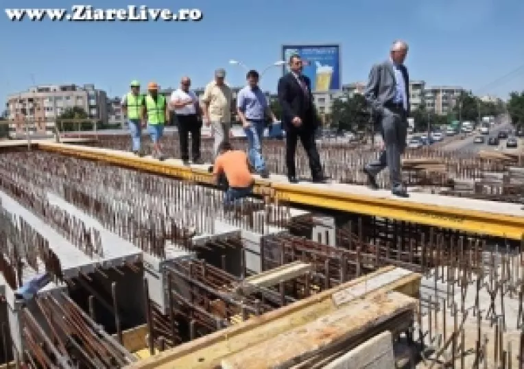 Sorin Oprescu a verificat stadiul lucrarilor la podul Pipera 