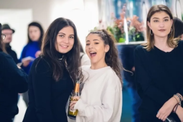 Universal Music Romania a lansat noul album Maroon 5, Red Pill Blues, in cadrul unui eveniment listening party